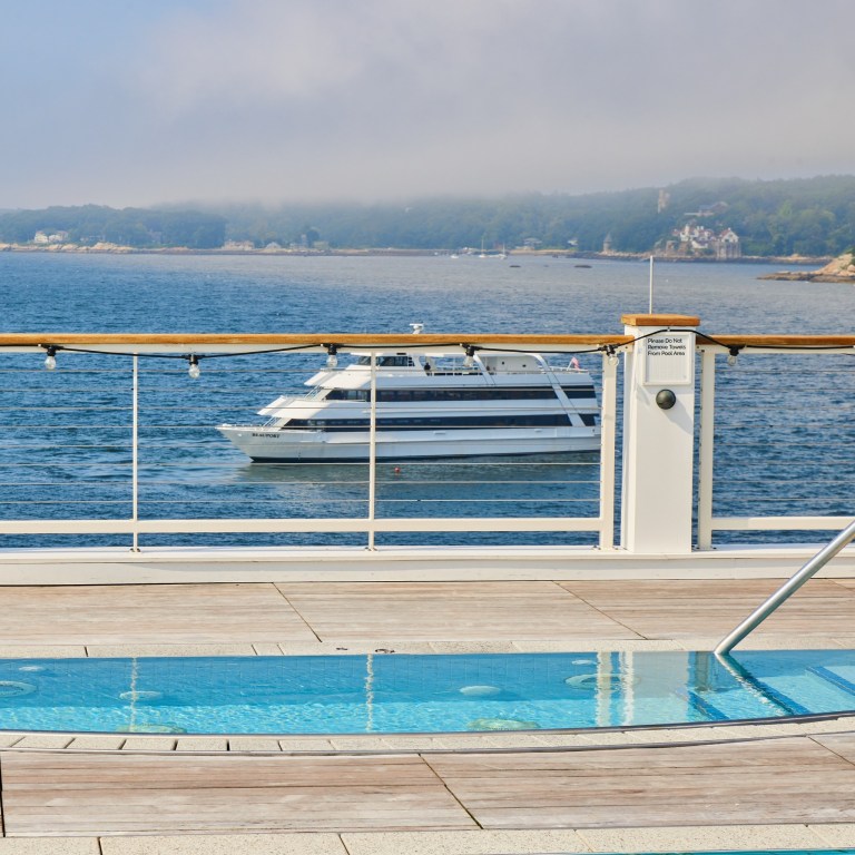 beauport-cruiselines-from-pool