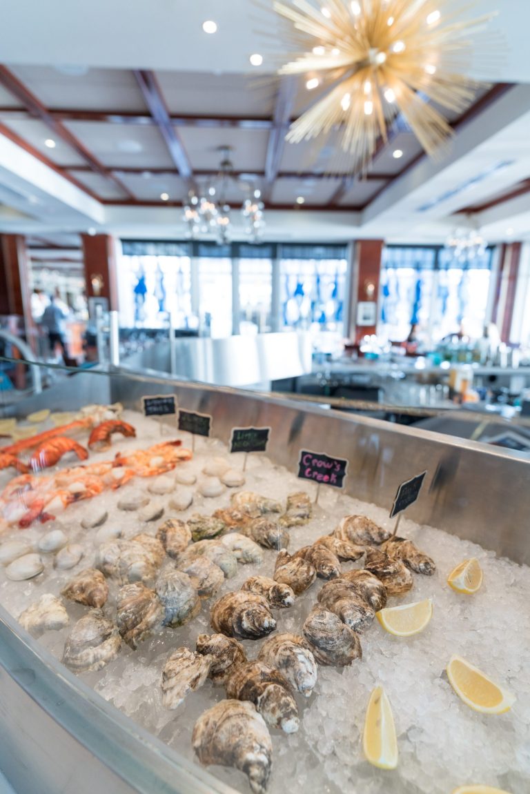 beauport-hotel-raw-bar