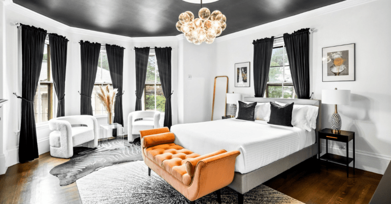 The Coach House feature